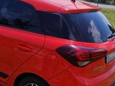 Używany Hyundai i20 2020 Czerwony Hatchback