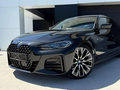 Czarny (metalik) Używany 2023 BMW 418 Coupe | 154 308 zł