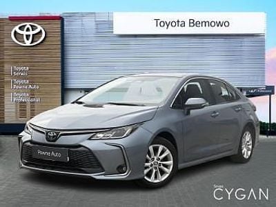 Szary Używany 2023 Toyota Corolla Comfort Sedan/Limuzyna | 89 900 zł (Uczciwa cena)
