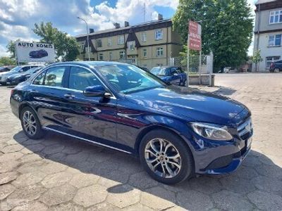 Niebieski Używany 2017 Mercedes C300 Sedan/Limuzyna | 92 000 zł