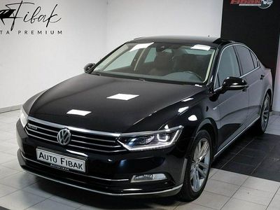 Czarny Używany 2016 VW Passat Highline Sedan/Limuzyna | 77 700 zł (Dość drogi)