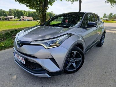 używany Toyota C-HR 1.8dm 98KM 2018r. 62 111km