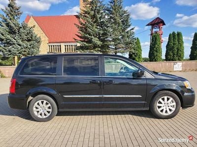 Używany 2014 Chrysler Town & Country Minivan | 44 999 zł (Uczciwa cena)