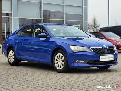 Używany Skoda Superb 150 KM (110 kW) 2019 Niebieski Sedan/Limuzyna