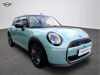 Ocean wave green metalizowany Używany 2025 Mini Cooper S Hatchback | 149 900 zł (Dość drogi)