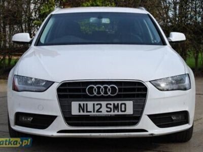 Używany Audi A4 140 KM (102 kW) 2012 Biały Sedan/Limuzyna