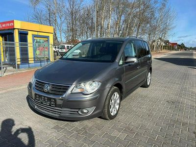 Używany VW Touran 140 KM (102 kW) 2008 Szary Minivan