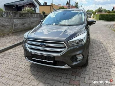 Używany Ford Kuga 150 KM (110 kW) 2017 Szary SUV