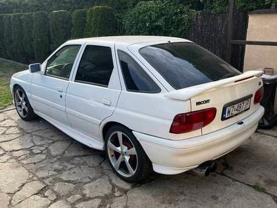 Używany 1993 Ford Escort | 10 000 zł