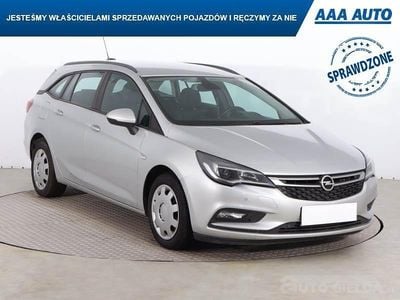 Używany Opel Astra 2017 Srebrny