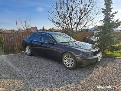 używany BMW 735 i