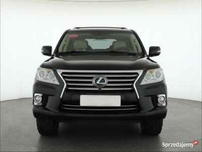 używany Lexus LX570 