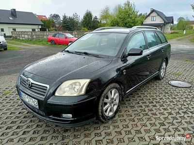 używany Toyota Avensis 2.0 D 4D 116 Km 04r