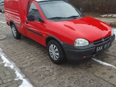 używany Opel Combo combo 1.4 benzyna 97rok . 1 właściciel1.4 benzyna 97rok . 1 właściciel