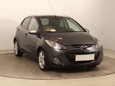 Używany Mazda 2 84 KM (61 kW) 2014 Szary Hatchback