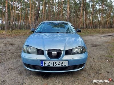 Niebieski Używany 2004 Seat Cordoba Stella Sedan/Limuzyna | 10 000 zł (Drogi)