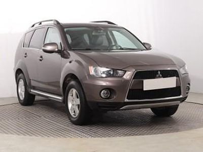 Używany Mitsubishi Outlander 147 KM (108 kW) 2012 Szary SUV