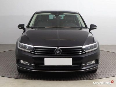Czarny Używany 2017 VW Passat Sedan/Limuzyna | 66 999 zł (Dość drogi)