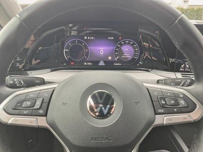 Używany VW Golf VIII 116 KM (85 kW) 2021 Niebieski Kombi