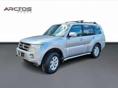 Srebrny Używany 2011 Mitsubishi Pajero Invite SUV | 23 370 zł