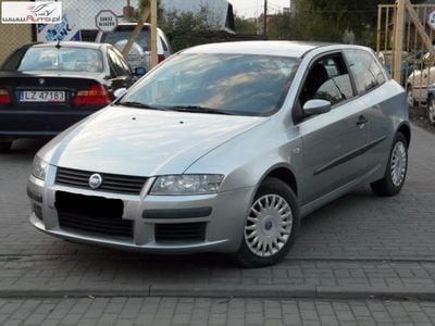 Używany Fiat Stilo 115 KM (84 kW) 2005 Srebrny Hatchback