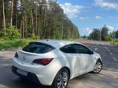 Używany Opel Astra GTC 2013 Biały Hatchback
