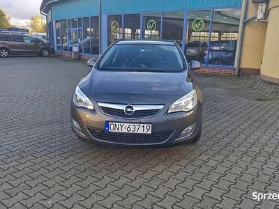 Szary Używany 2013 Opel Astra Kombi | 27 900 zł (Uczciwa cena)