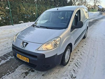 Szary Używany 2011 Citroën Berlingo Minivan | 19 500 zł (Uczciwa cena)