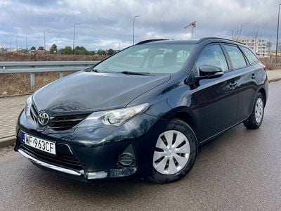 Używany Toyota Auris 132 KM (97 kW) 2014 Kombi
