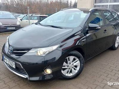 Czarny Używany 2011 Toyota Auris Hybrid Kombi | 41 900 zł (Drogi)