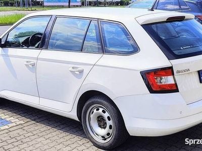 Używany Skoda Fabia Ambition 75 KM (55 kW) 2018 Biały Hatchback