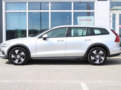 Volvo V60 CC