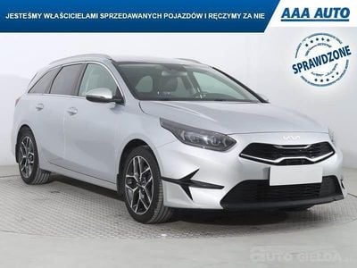 Używany Kia Ceed 2022 Srebrny Hatchback