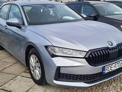 Srebrny Używany 2025 Skoda Superb Sedan/Limuzyna | 133 000 zł