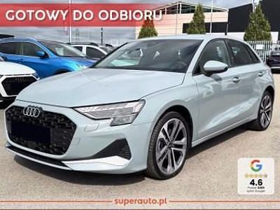 Szary Nowe 2025 Audi A3 Sportback Advanced Hatchback | 138 900 zł (Dość drogi)