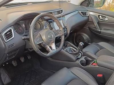 używany Nissan Qashqai 1.2 DIG-T wersja TEKNA - Salon Polska