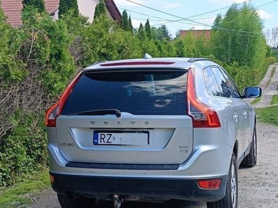Srebrny Używany 2010 Volvo XC60 SUV | 15 000 zł