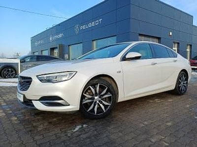 Używany Opel Insignia Innovation 170 KM (125 kW) 2017 Biały
