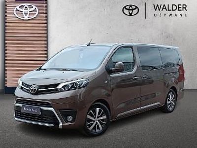 Brązowy Używany 2023 Toyota Proace Skyview Edition Minivan | 195 900 zł