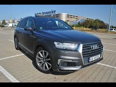 Szary Używany 2018 Audi Q7 SUV | 154 900 zł