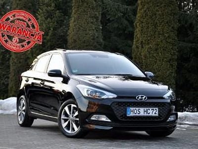 Używany Hyundai i20 75 KM (55 kW) 2015 Czarny (metalik) Hatchback