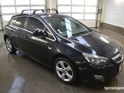 używany Opel Astra 1.7dm 75KM 2009r. 290 000km