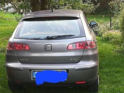 Szary Używany 2003 Seat Ibiza Hatchback | 2990 zł