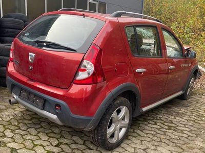 używany Dacia Sandero Stepway 1.6 benzyna przebieg 70 tys