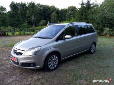 używany Opel Zafira b 1.8 140km