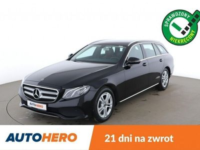 używany Mercedes E220 2dm 195KM 2017r. 129 088km