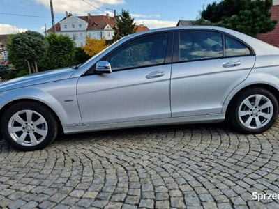 Mercedes C200