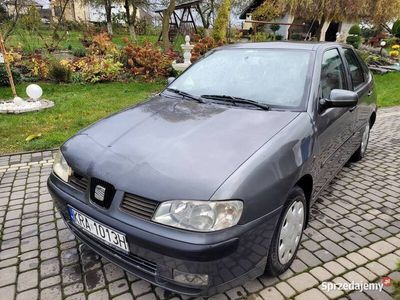 używany Seat Cordoba 1.6 sprawny PT na rok