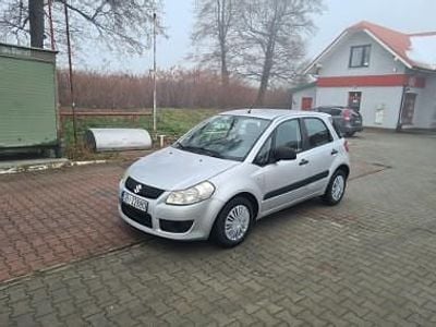 Srebrny Używany 2006 Suzuki SX4 SUV | 10 500 zł (Dobra cena)