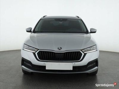 Srebrny Używany 2020 Skoda Octavia Kombi | 54 999 zł (Uczciwa cena)